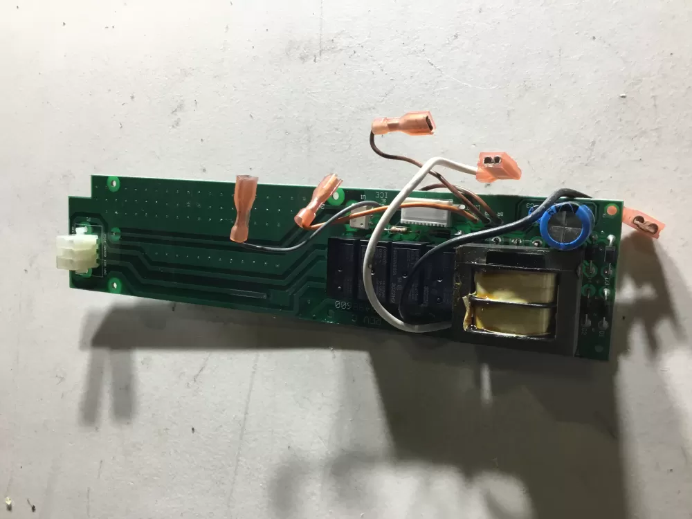 Frigidaire 40498600 Refrigerator Control Board Dispenser AZ47535 | NR570