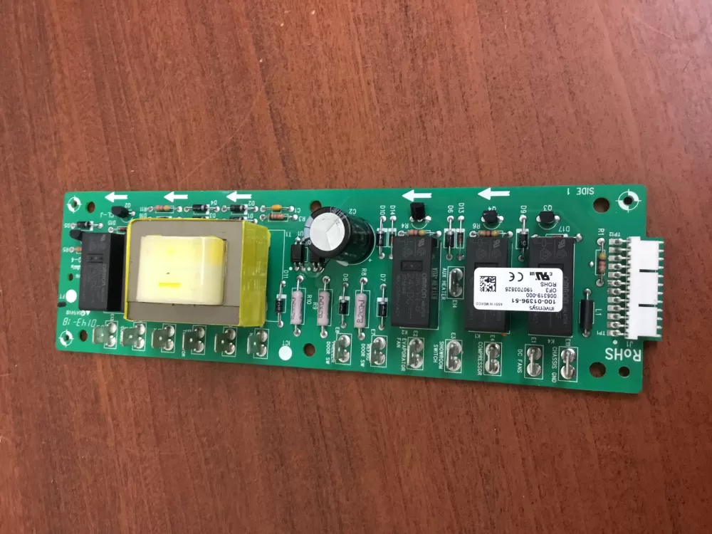 Viking 100-01396-51 Refrigerator Control Board AZ34909 | NR333