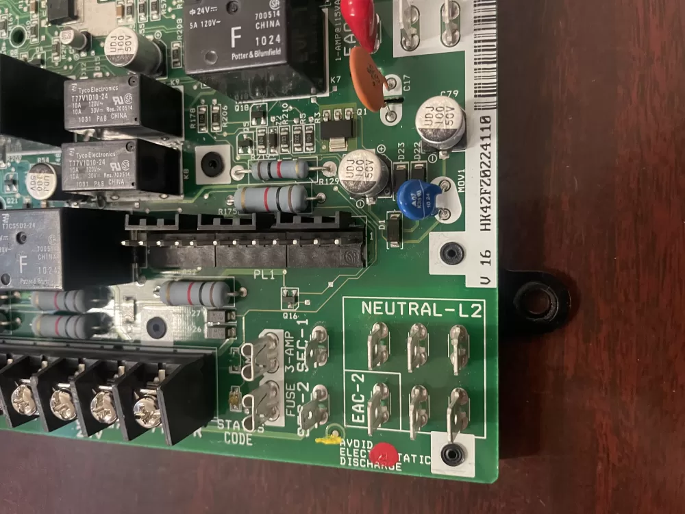 Carrier Bryant CEBD430456-16A Furnace Control Board AZ45004 | KM820