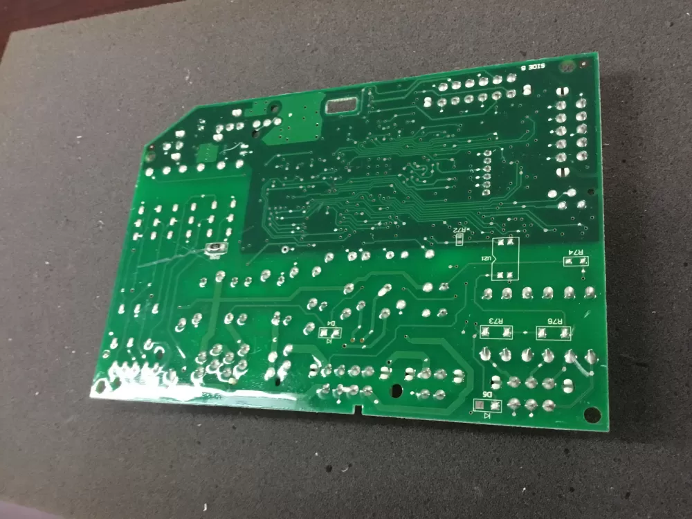 Maytag KitchenAid Jenn-Air Refrigerator Control Board AZ81145 | NR961