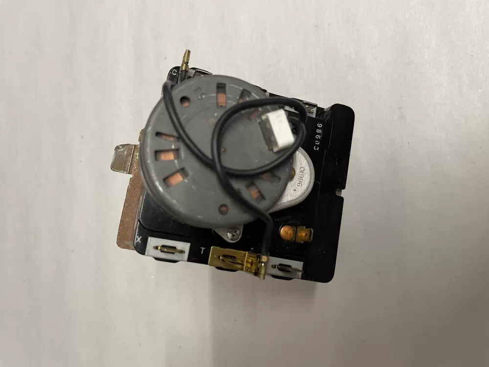 GE 572D520P021 WE4M271 Dryer Timer AZ203814 | KM643