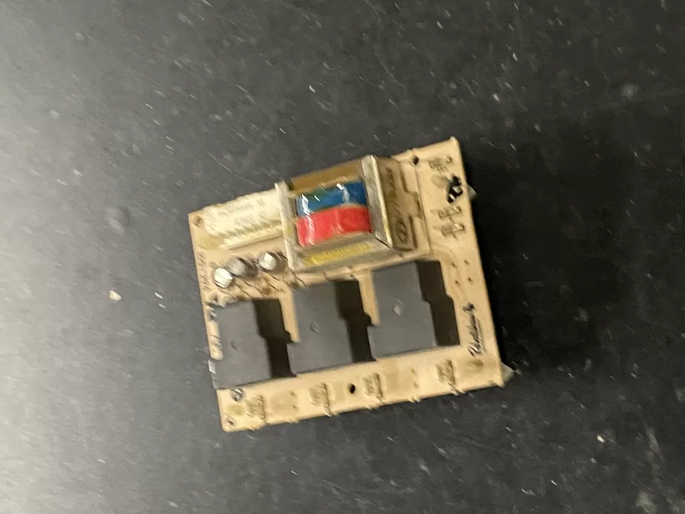AMANA 0000228799  D8604901  100-286-06 Oven Relay Board