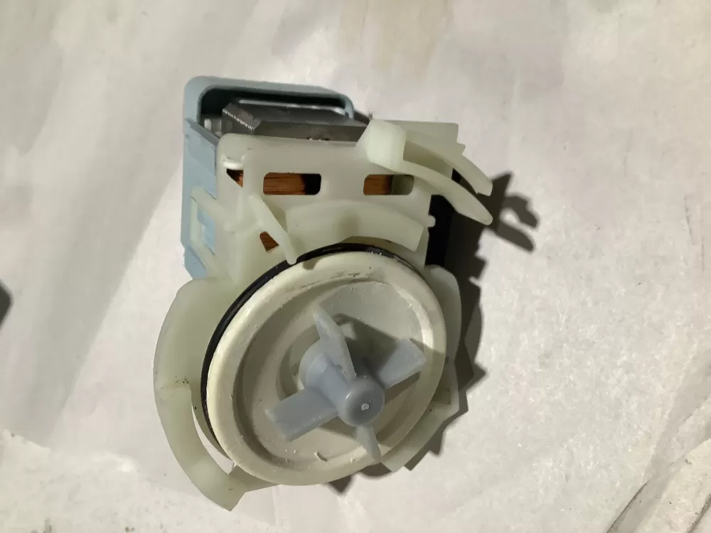 Whirlpool  Kenmore WPW10348269  W10348269  AP6020066  W10348269  W10084573  2813258  661662  8558995  8565839  PS11753379  W10158351  WPW10348269VP Washer Drain Pump