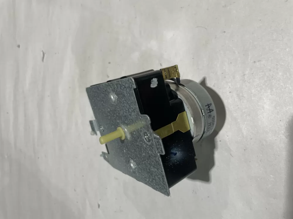 GE 212D1233P001 WE4M353 Dryer Timer AZ163496 | Wm223