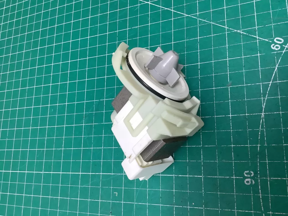 Whirlpool  Maytag  Kenmore  KitchenAid 8558995C Dishwasher Drain Pump