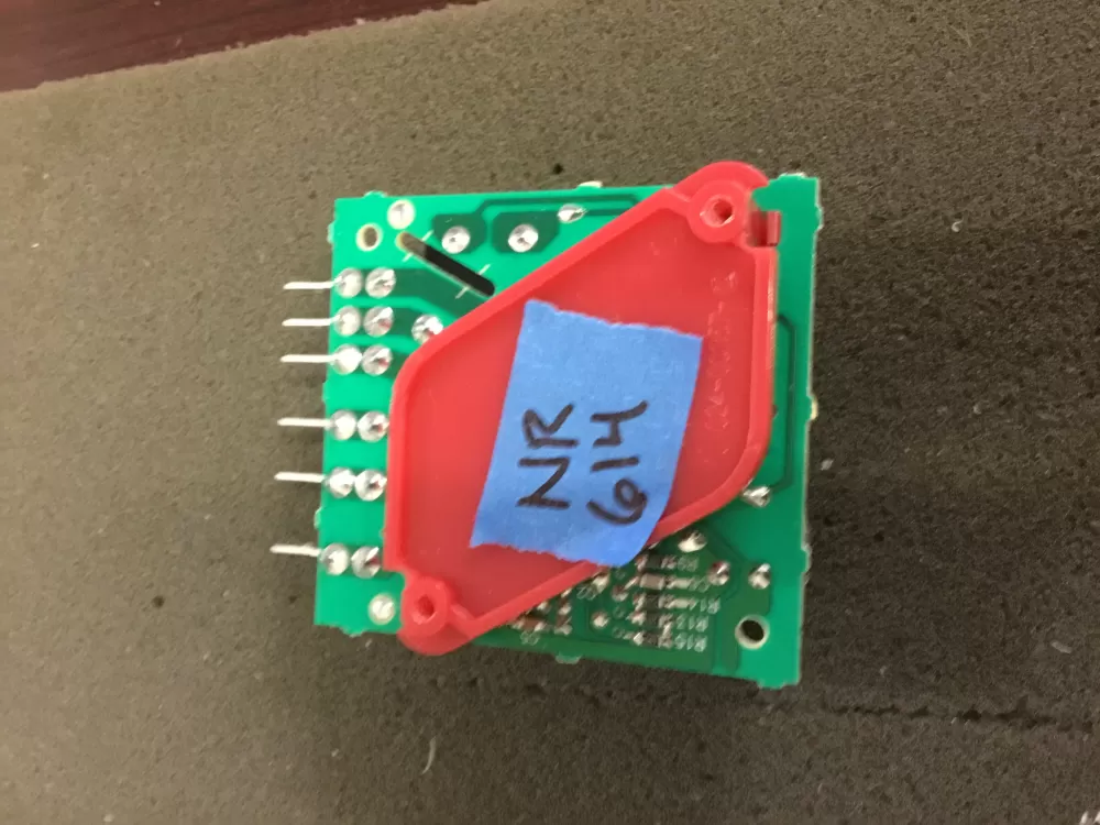 Whirlpool 4388932 2303824A Refrigerator Defrost Control Board  AZ91867 | NR614