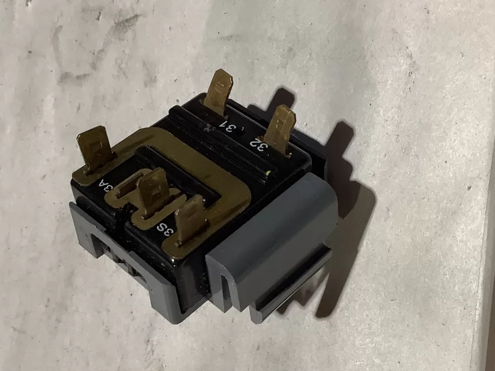 Maytag  Whirlpool  Amana 62302180 Washer Switch