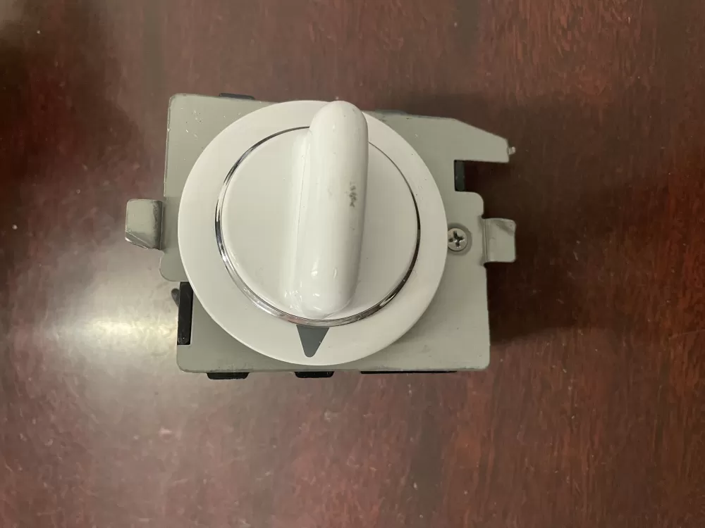 GE 572D520P021 WE4M271 Dryer Timer AZ52856 | KM1934