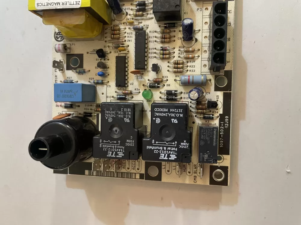 Lennox 1097-83-5051A Furnace Control Board Oem AZ159189 | KM979