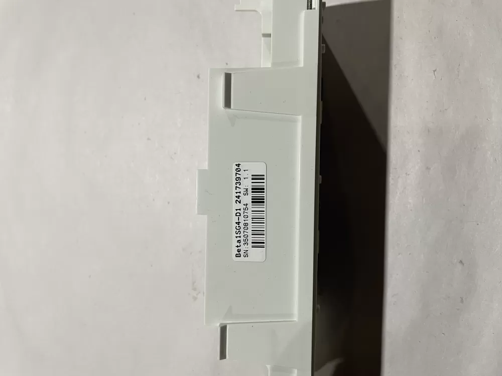 Frigidaire 241739704 Refrigerator Control Board AZ188261 | KM2658