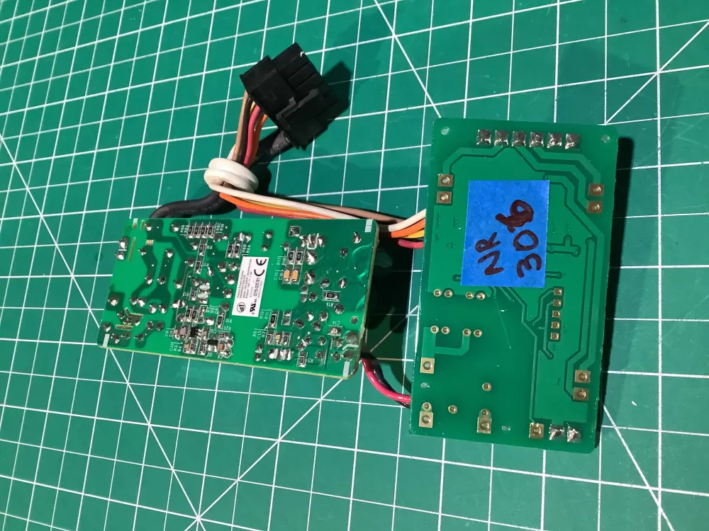 Whirlpool W10306786 Refrigerator LED Inverter Board Box AZ132259 | NR306