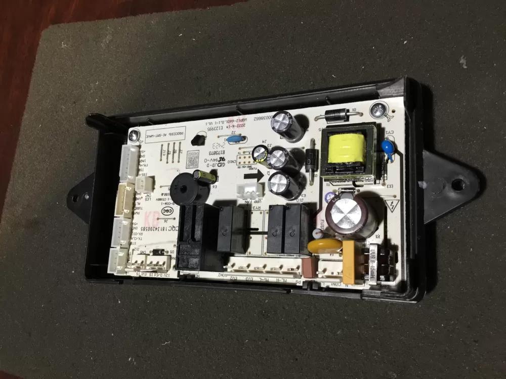 KitchenAid E123995 Refrigerator Control Board AZ99547 | NR34