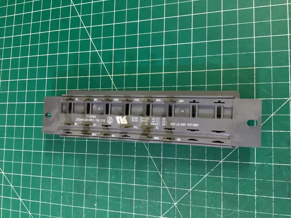 GE Kenmore 165D5576P027 Dishwasher Push Button Switch AZ194857 | NR304