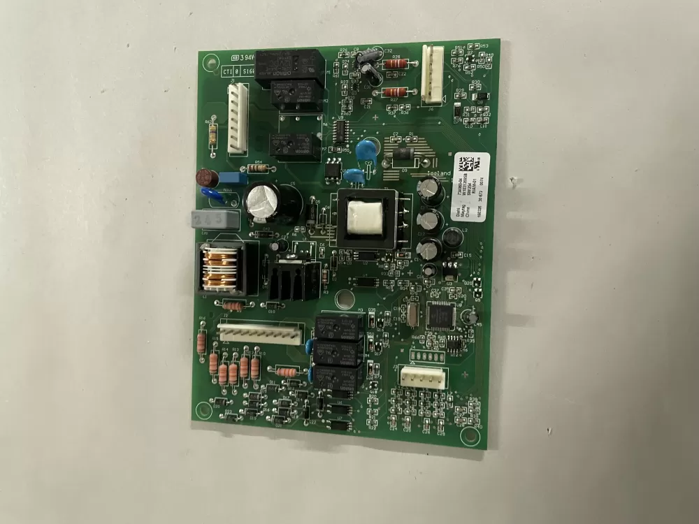 Whirlpool Maytag W10312695B Refrigerator Control Board AZ120776 | KM1933