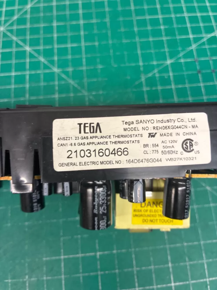 164D6476G044 GE Range Board - Display / Interface