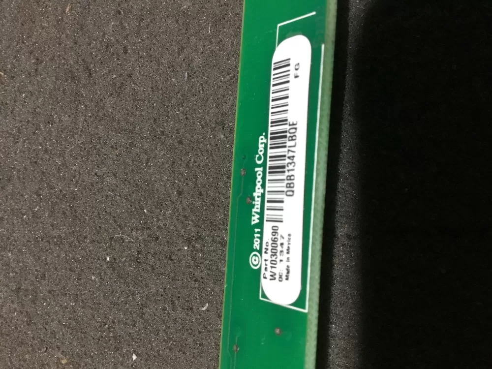 Whirlpool W10300690 Control Board Pcb UI AZ99526 | NR86