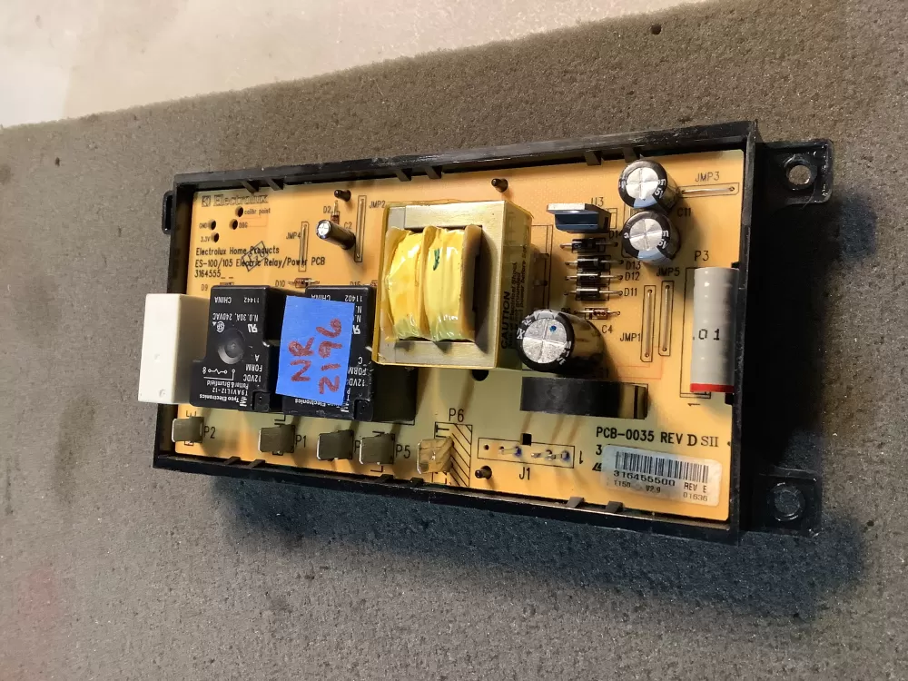 Frigidaire Kenmore AP6892696 316222801 Range Control Board AZ119517 | NR2196
