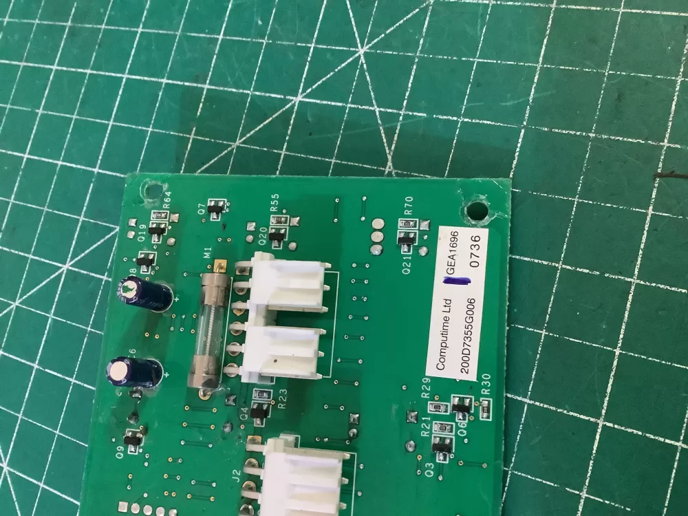 GE Hotpoint 200D7355G006 Refrigerator Control Board Dispenser AZ187588 | NR2750