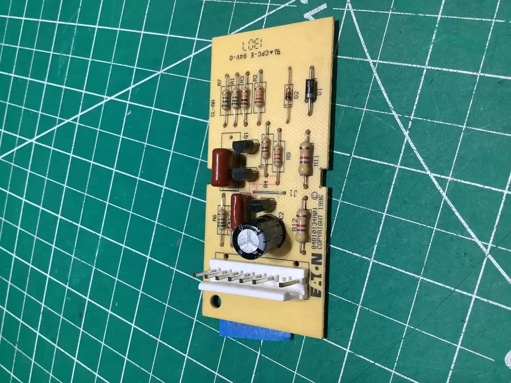 Frigidaire 100 01229 02 Control Board AZ181801 | AR2509