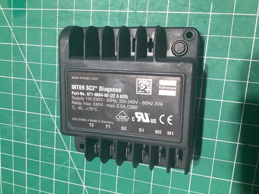 0684 00 Int69 Sc2 22 620 Kriwan Motor Protector Control Board AZ160902 | SL158