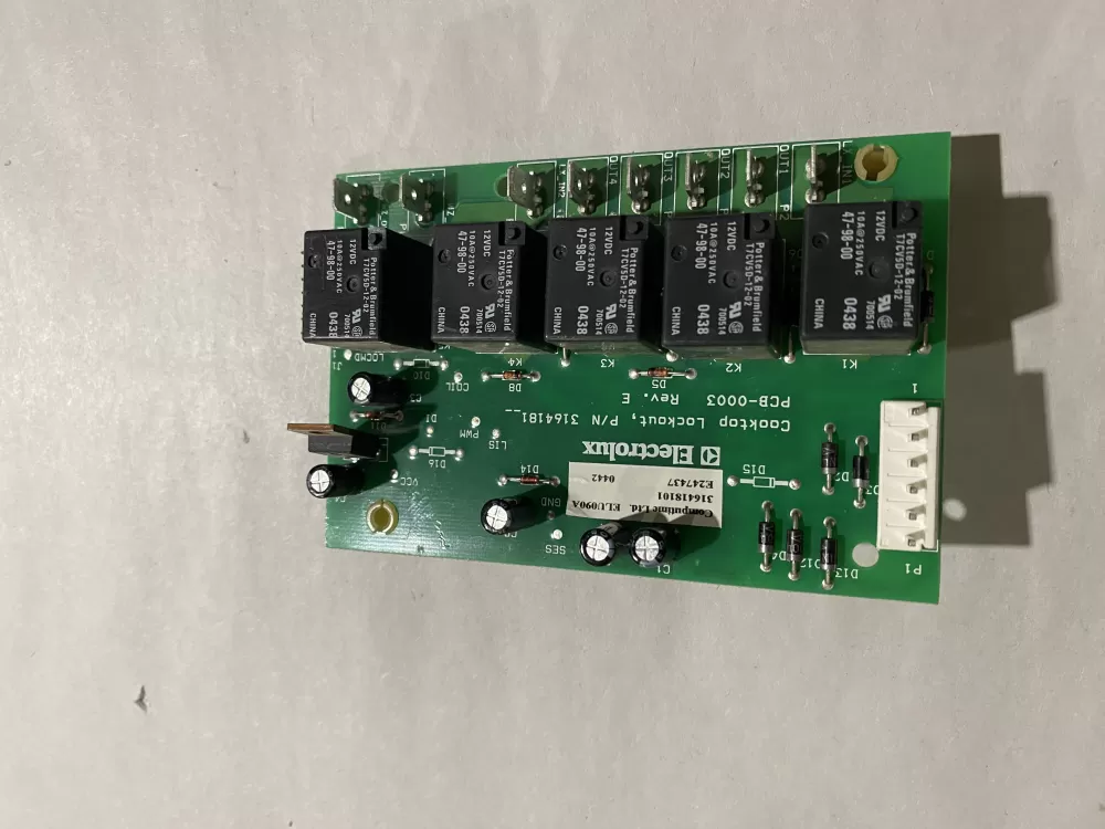 Frigidaire  Kenmore AP3768449 316418100 316418101 PS977959 Range Control Board