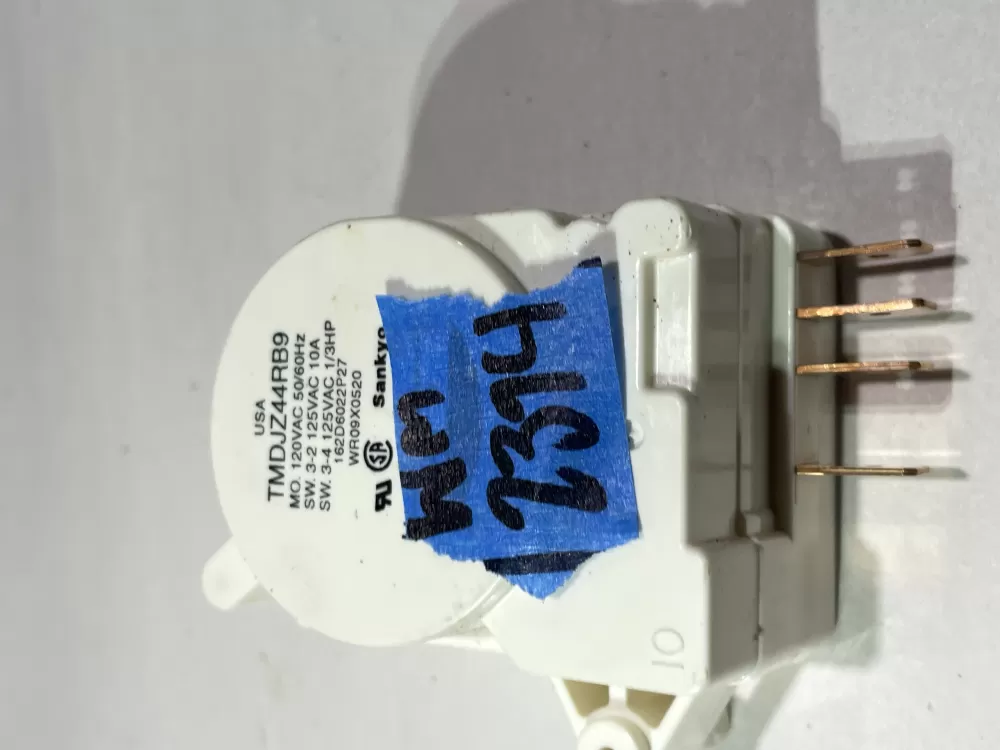 Kenmore Hotpoint AP2061721 Refrigerator Defrost Timer AZ142376 | Wm2394