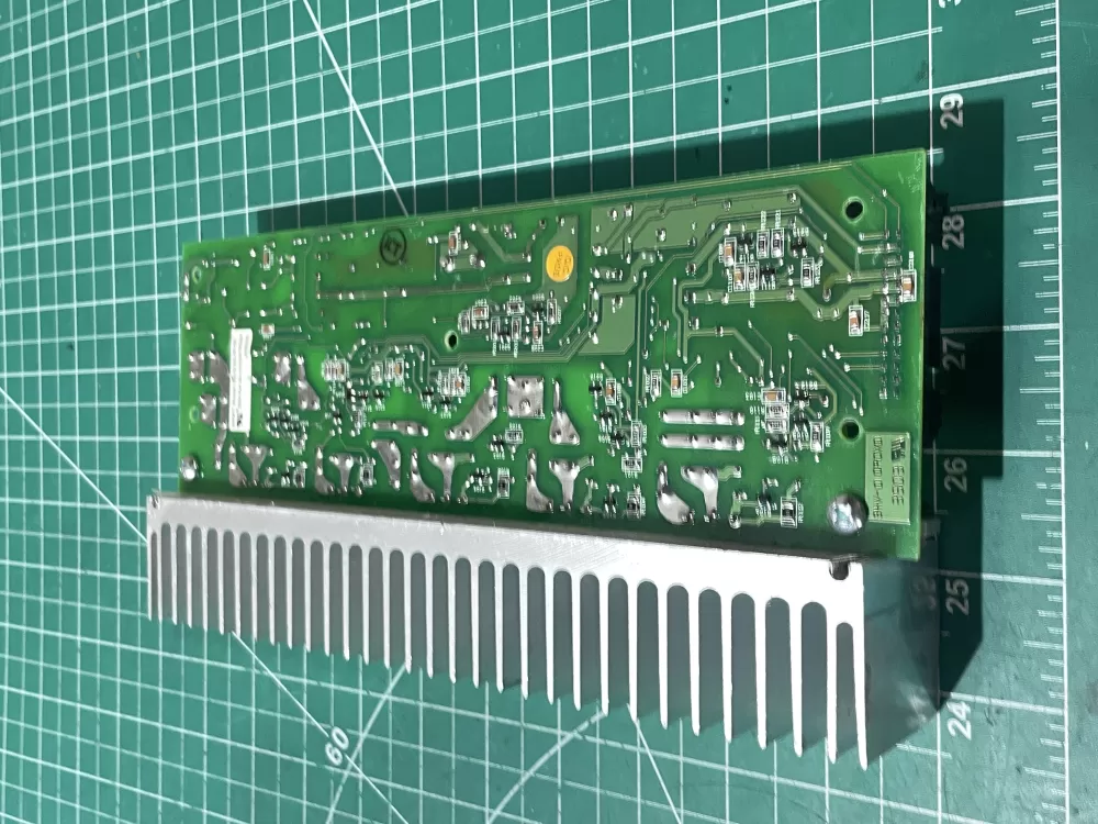 GE range oven control board AZ197568 | Wm2736
