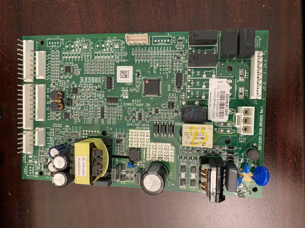 GE 245D1879G002  702132301.02GA Refrigerator Main Control Board