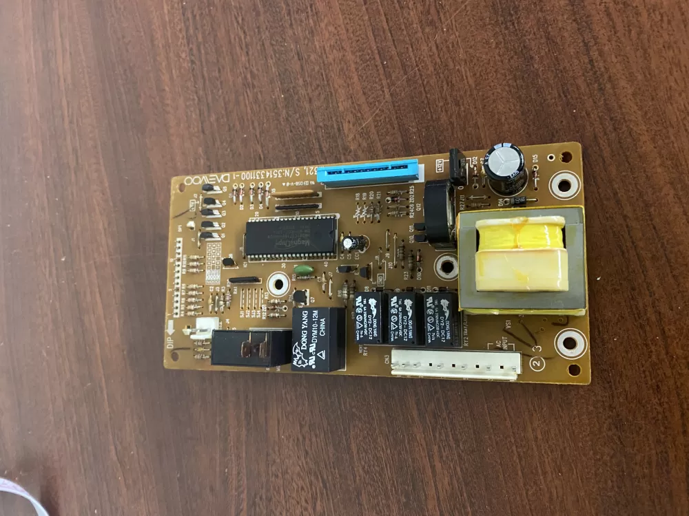 Magic Chef 3514331100-2 Microwave Control Board  AZ27329 | BK311