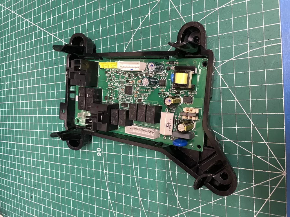 Frigidaire 5304516862 A12867401 4960912 AP6886101 PS12717852 EAP12717852 Range Control Board