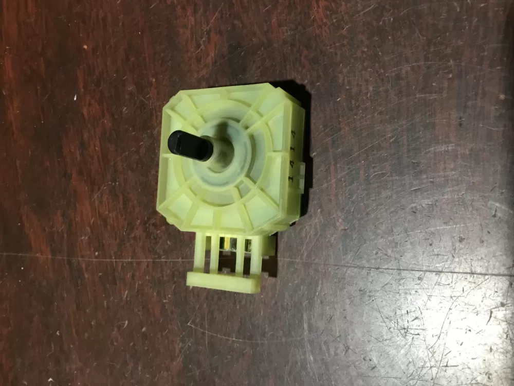 Frigidaire Kenmore 137493400 Washer Control Board Switch AZ72962 | NR1848