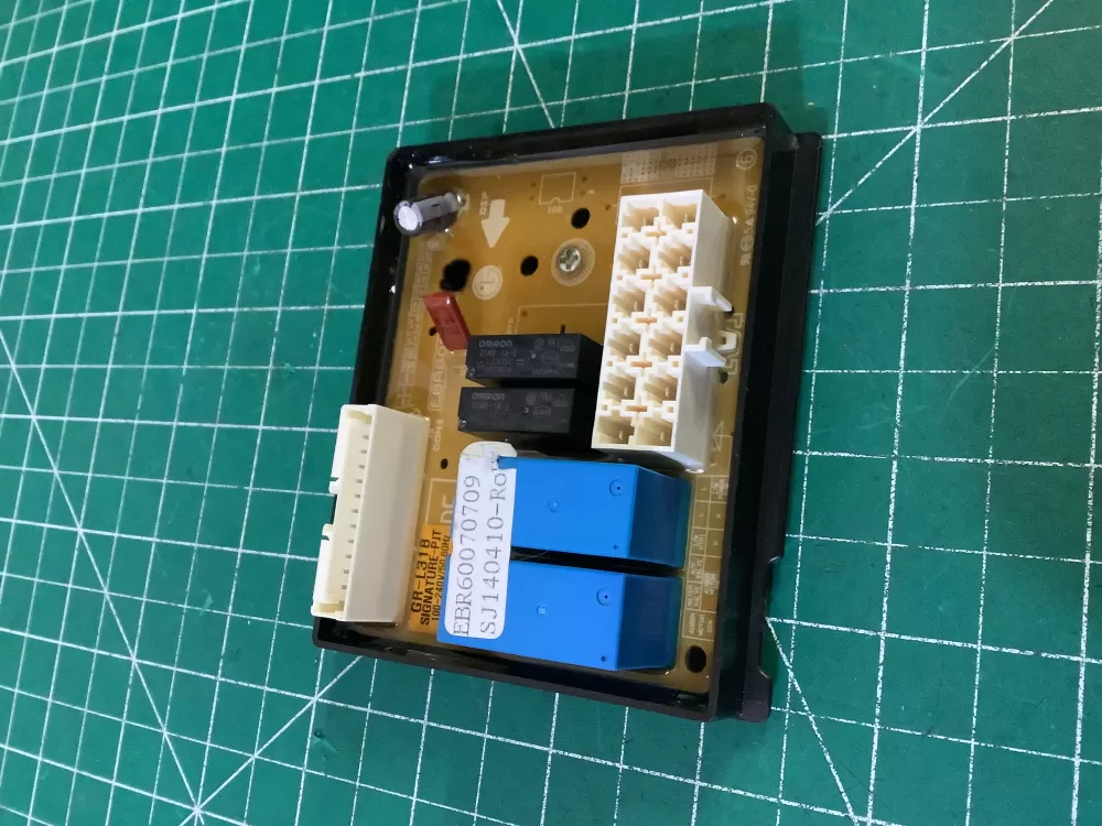 Kenmore  LG EBR60070709 Refrigerator Control Board