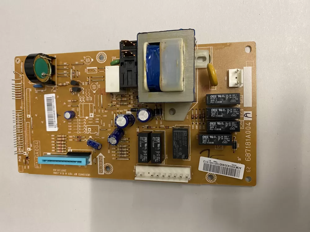 GE 687181A004A  687181A004 Microwave Control Board