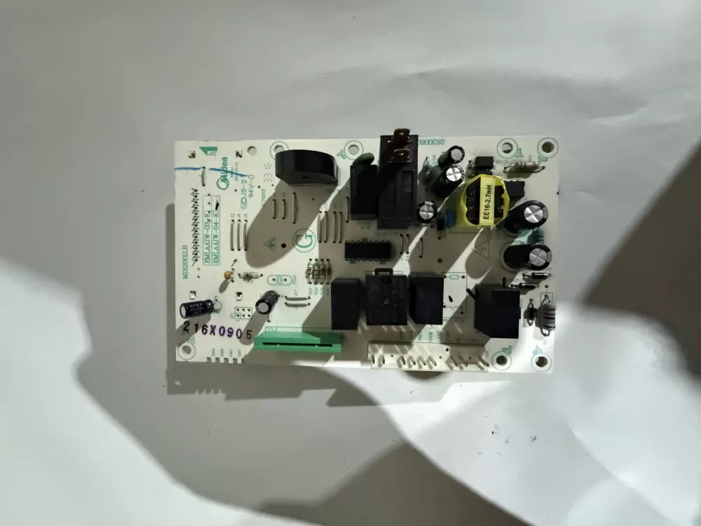 EMLAAIW-04-K Frigidaire Microwave Board - Control