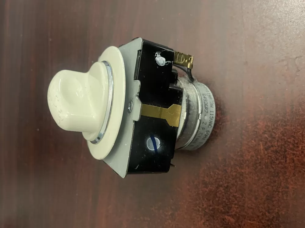 GE 572D520P033 WE4M334 Dryer Timer AZ93193 | KM1657