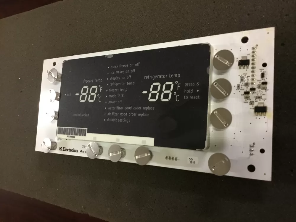Frigidaire 242209708 Refrigerator Display Control Board AZ84662 | NR145