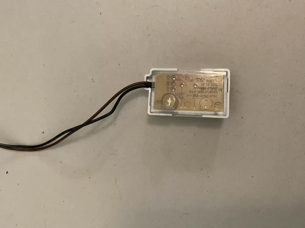 Samsung DA61 05687A Refrigerator Control Board AZ108949 | BK526