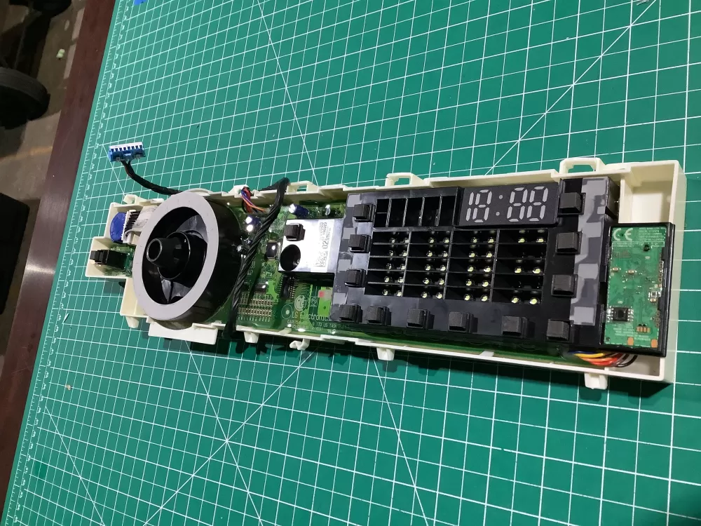 LG Control Board Part # EBR86268002 / AP6887908 AZ139296 | NRV412
