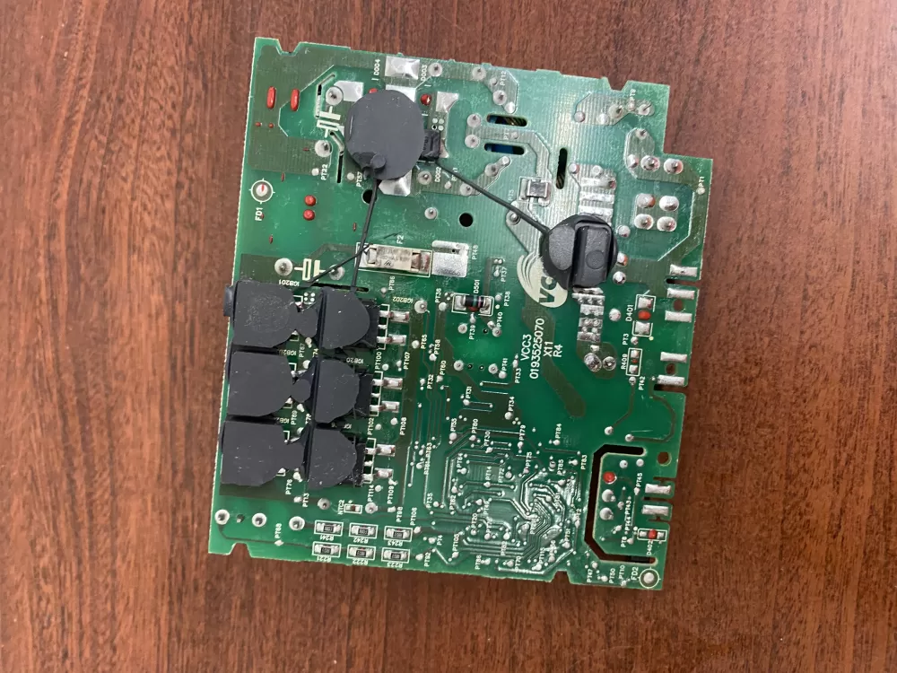 GE Whirlpool 19 52 Refrigerator Control Board Compressor Unit AZ33355 | BK1684