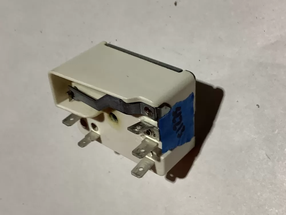 GE wb24t10022 Infinite switch with knob AZ125208 | Sl213