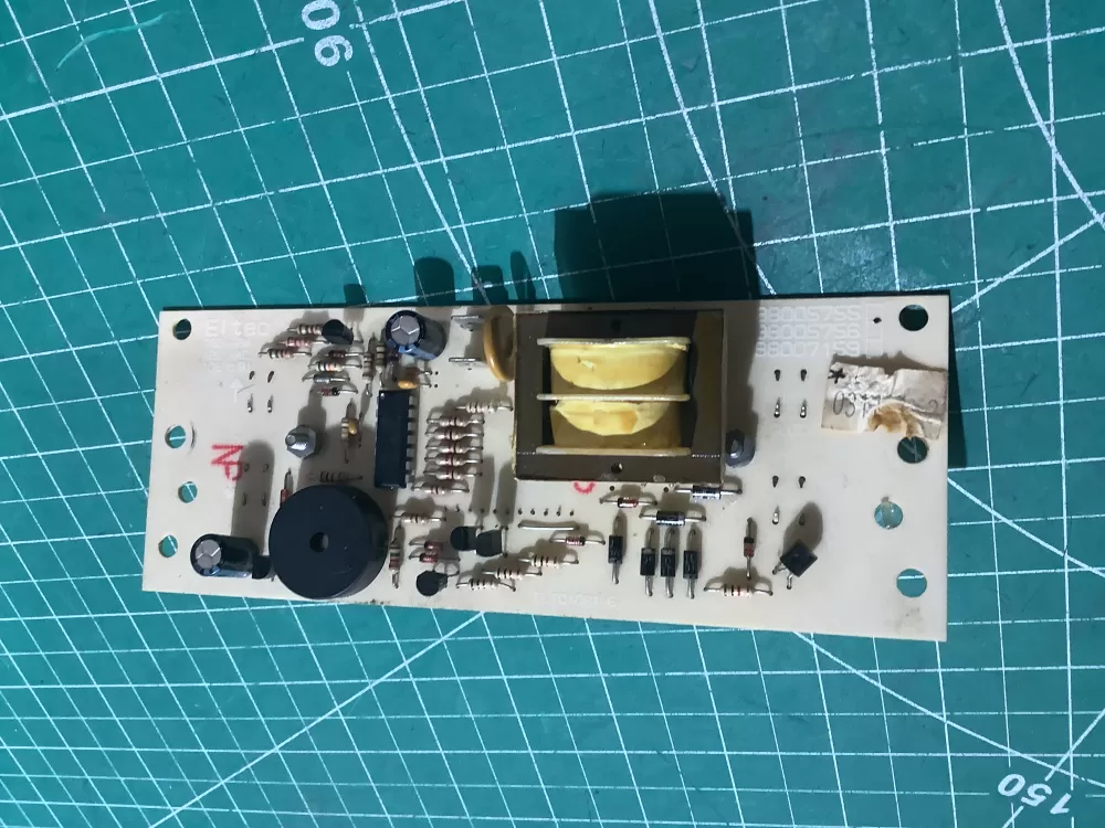 Whirlpool ELT01081-6 Range Control Board Asmn
