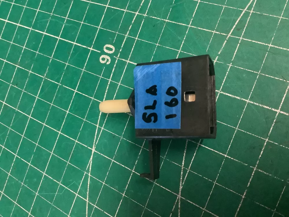 Maytag KitchenAid Kenmore AP6008373 Dryer Start Switch AZ207532 | SL160