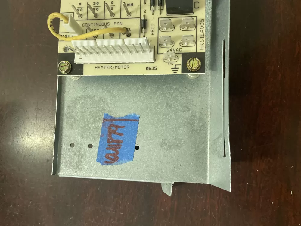 Carrier Bryant HK61EA005 Furnace Board AZ51995 | KM1879