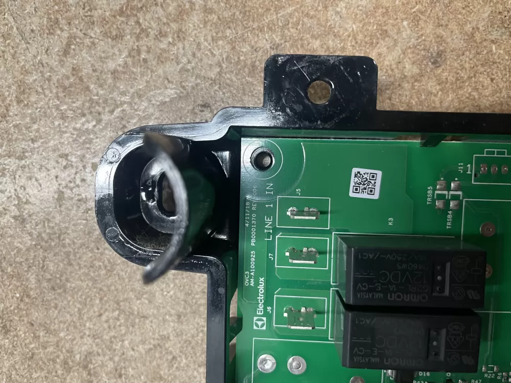 Frigidaire Electrolux A12867402 Range Oven Control Board AZ14189 | KM779