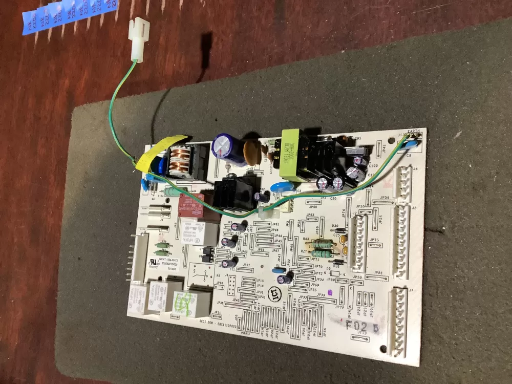 GE EBX1110P002 200D6221G025 WR55X11072 Refrigerator Control Board