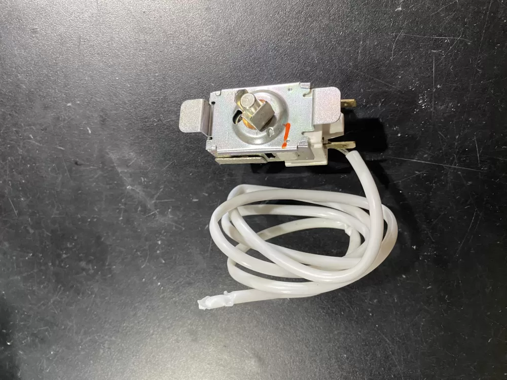 Westinghouse PS8769007 Thermostat Cold Control AZ62973 | BK2060