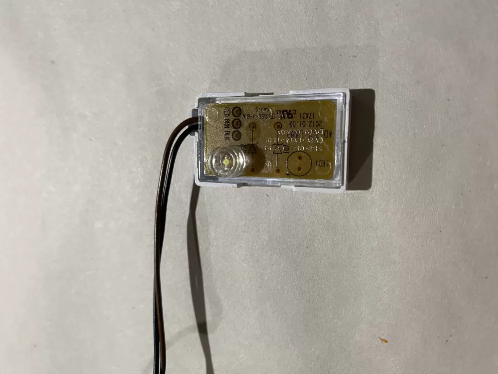 Samsung DA61 05687A Refrigerator Control Board AZ195829 | BK1743