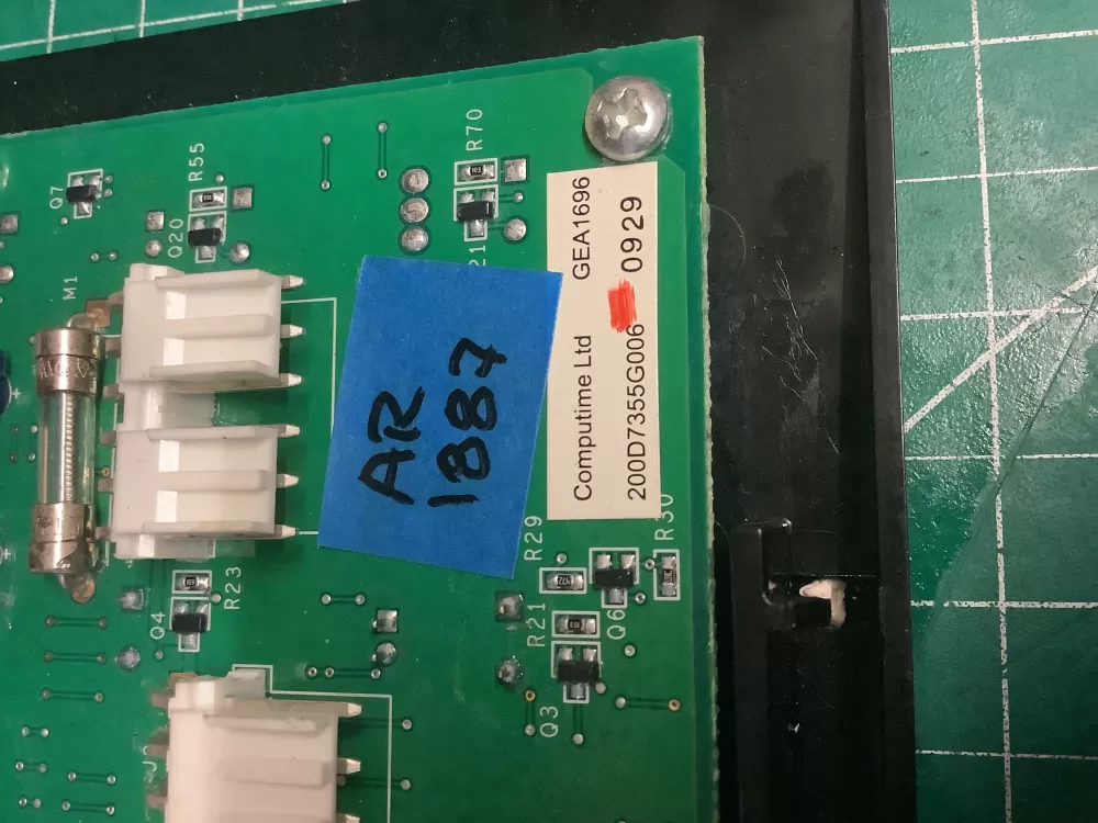 GE Hotpoint 200D7355G006 Refrigerator Control Board Dispenser AZ201484 | AR1887