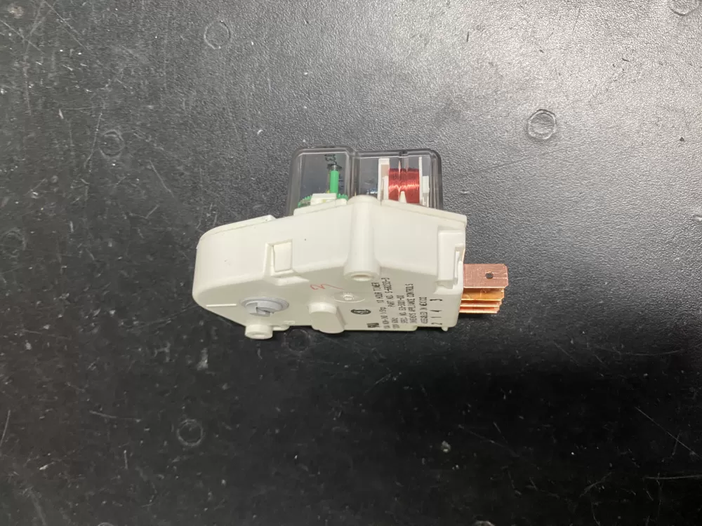 Maytag  Jenn-Air  Admiral  Magic Chef AP6010564 63001580 66556-8 68233-2 68233-3 69543-4 69543-6 WP68233-3 PS11743747 S-68233-3 Refrigerator Defrost Timer