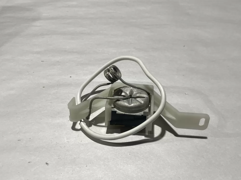 Eaton Refrigerator Thermostat Control 9530N1431 AZ118488 | Wm1111